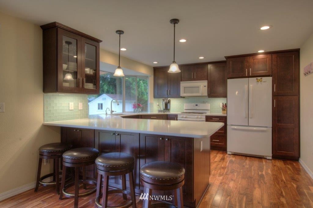 15840 Southeast 170th Street Renton, WA 98058 - Photo 4 of 19 Gallery Image 4