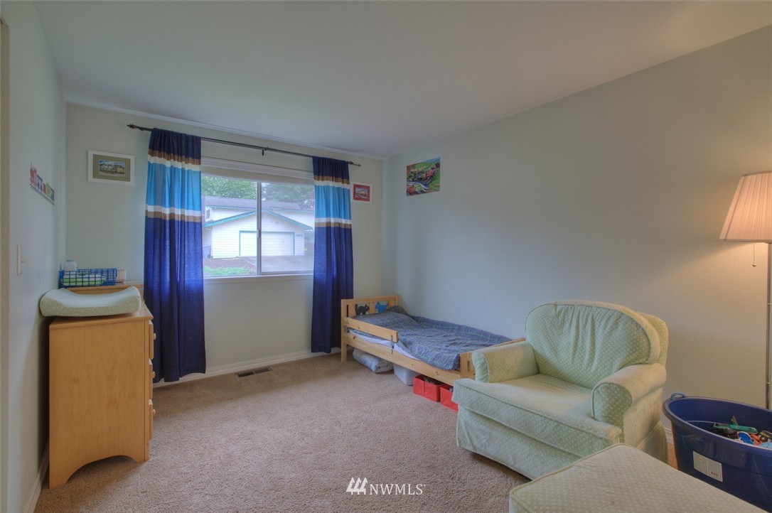15840 Southeast 170th Street Renton, WA 98058 - Photo 10 of 19 Gallery Image 10