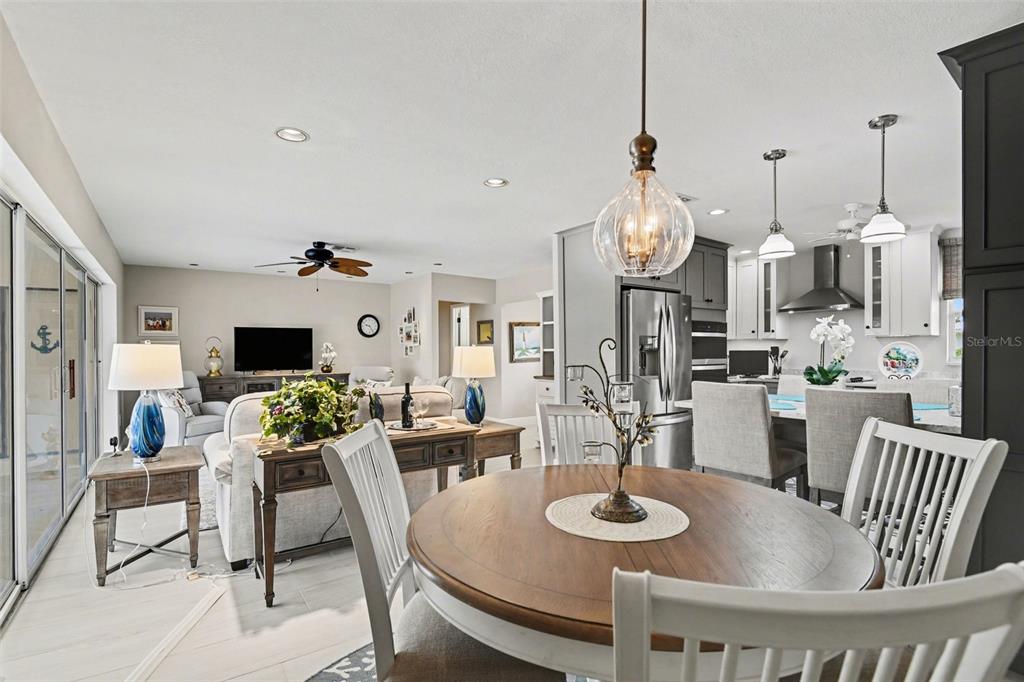 543 Belvedere Court Punta Gorda, FL 33950 - Photo 7 of 37