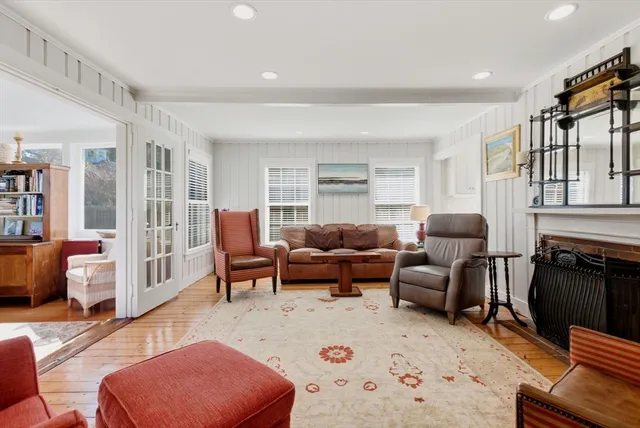 $3,950 | 11 Friendship Lane, Duxbury, MA 02332