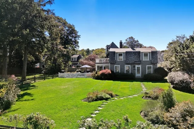 $3,950 | 11 Friendship Lane, Duxbury, MA 02332