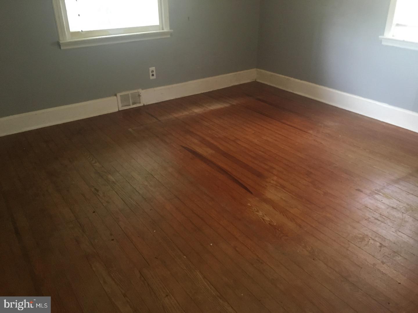 415 Pine Street Florence, NJ 08518 - Photo 7 of 14 Bedroom