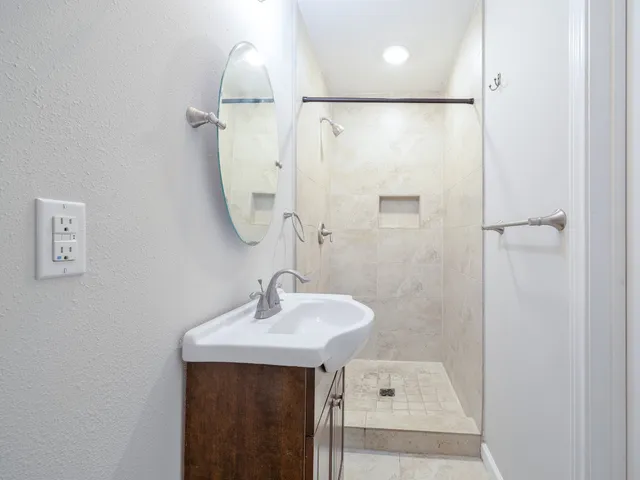 $369,900 | 12658 Briar Patch Drive, Houston, TX 77077