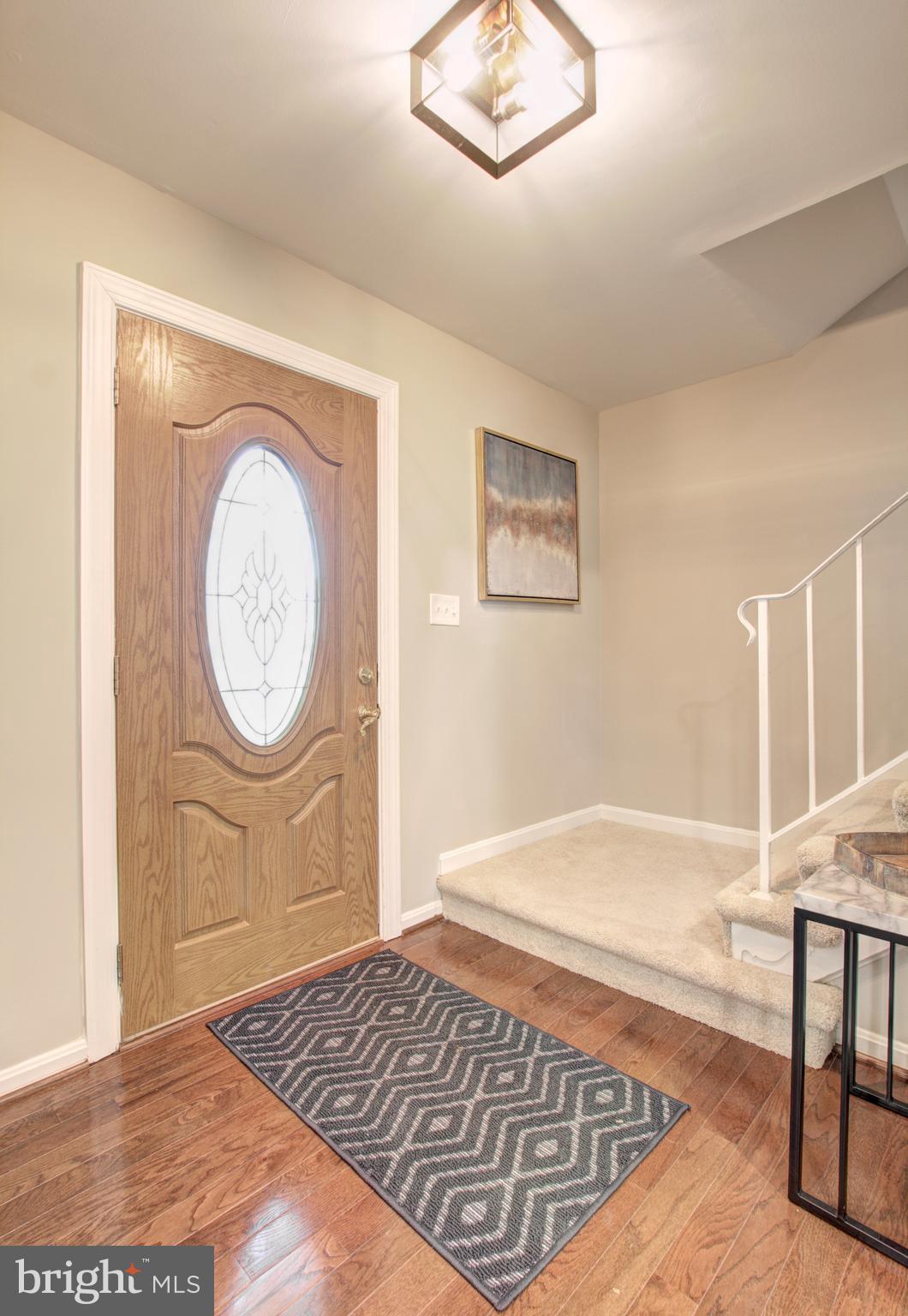 8105 West Point Drive Springfield, VA 22153 - Photo 24 of 32 Foyer