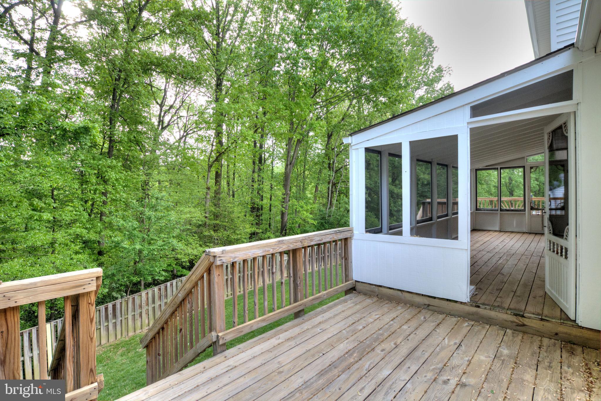 8105 West Point Drive Springfield, VA 22153 - Photo 27 of 32 Deck