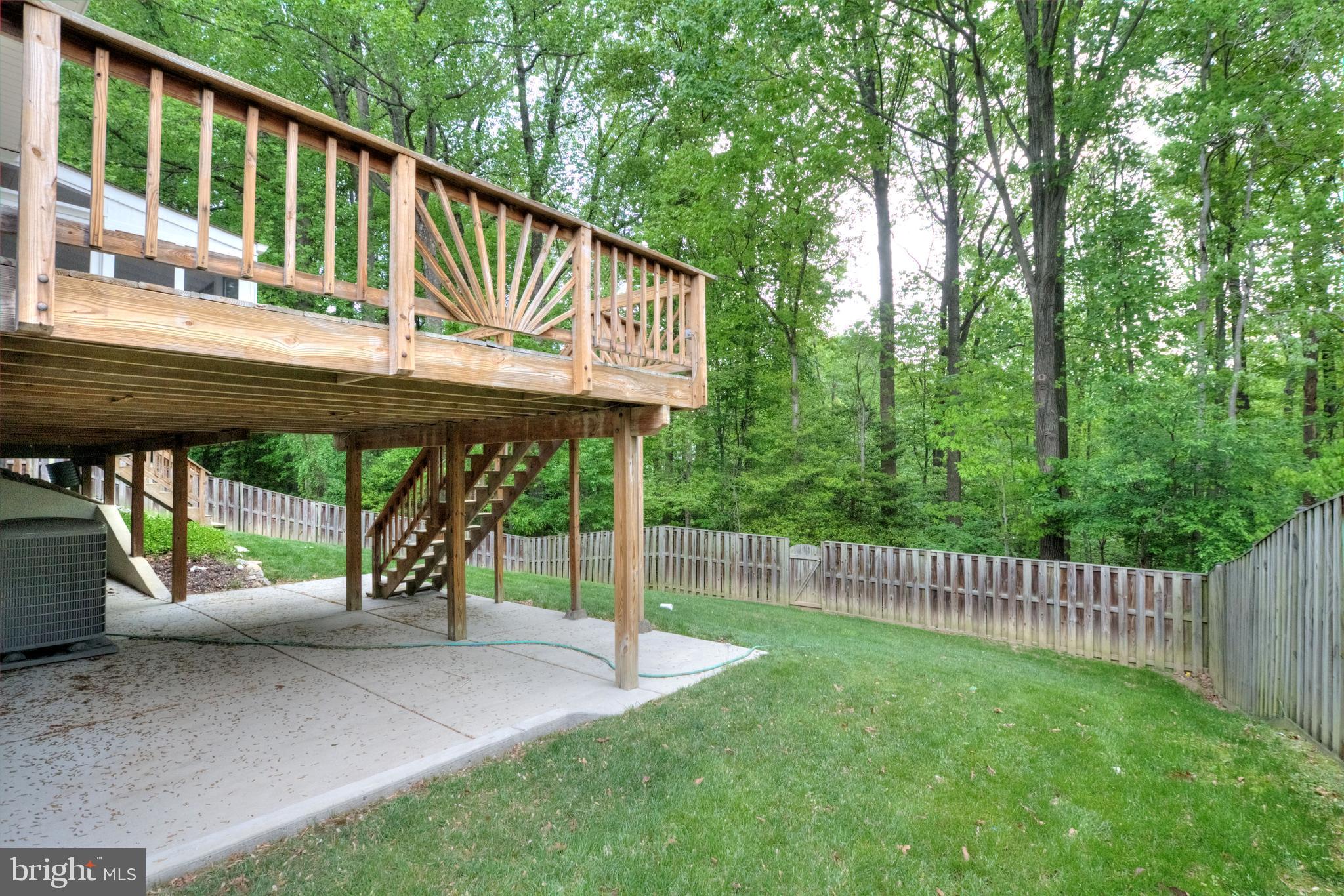 8105 West Point Drive Springfield, VA 22153 - Photo 29 of 32 Rear Yard