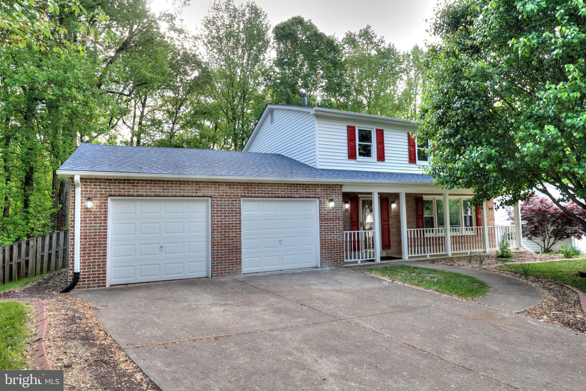8105 West Point Drive Springfield, VA 22153 - Photo 30 of 32 Exterior Front