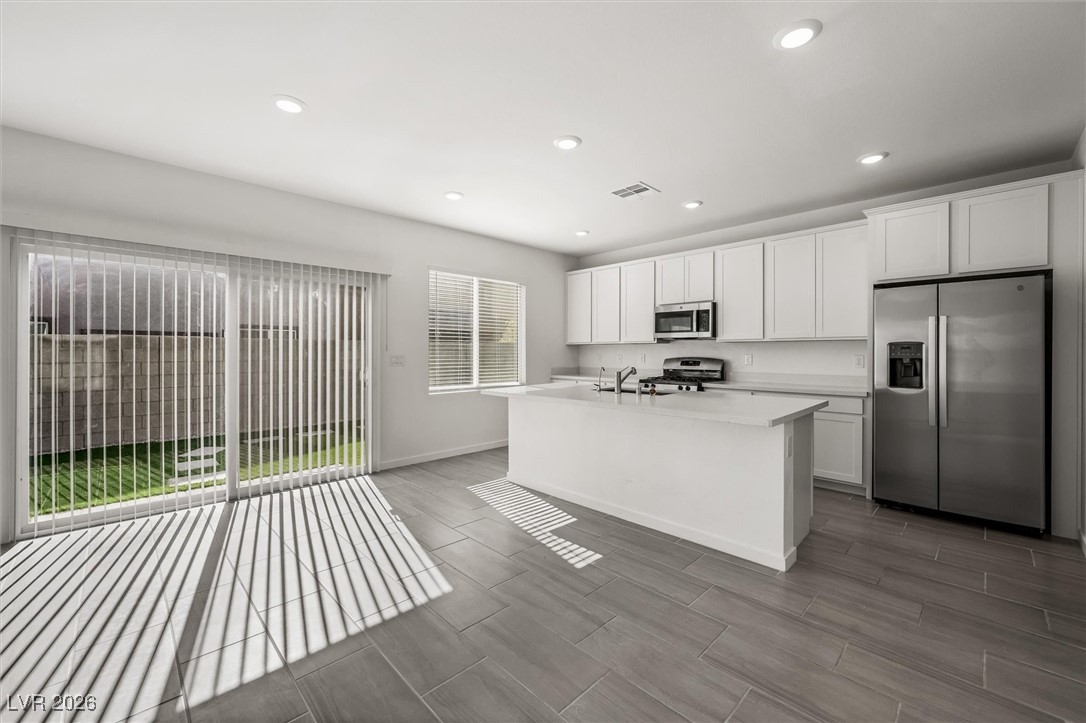 8327 Aurora Rdg Avenue Las Vegas, NV 89147 - Photo 4 of 45