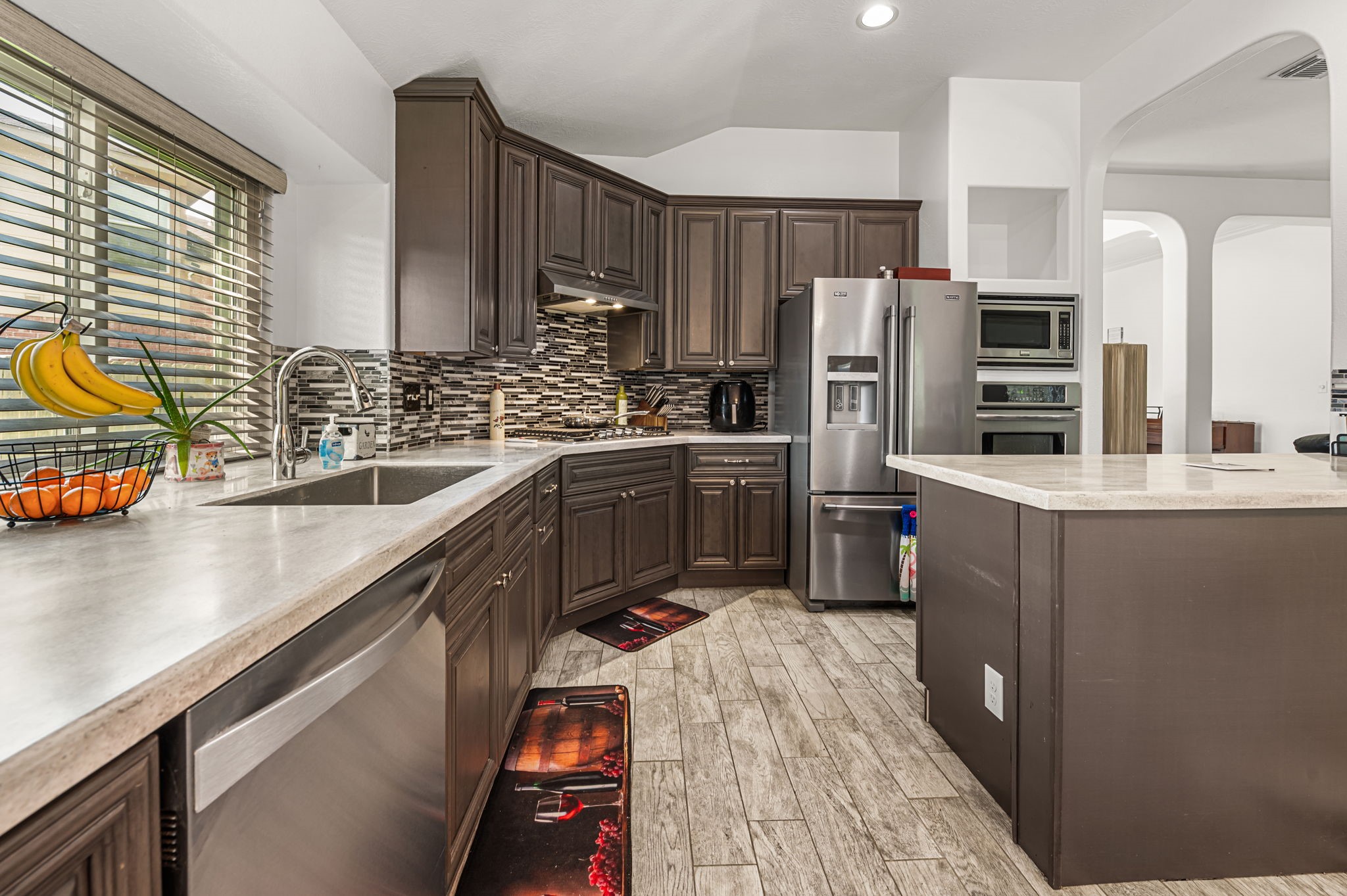6115 Caroline Green Court Spring, TX 77373 - Photo 10 of 32