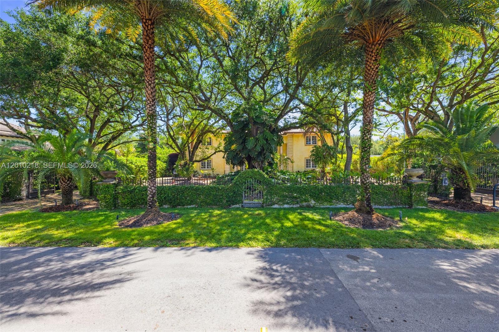 6905 Southwest 75th Avenue Miami, FL 33143 - Photo 66 of 85