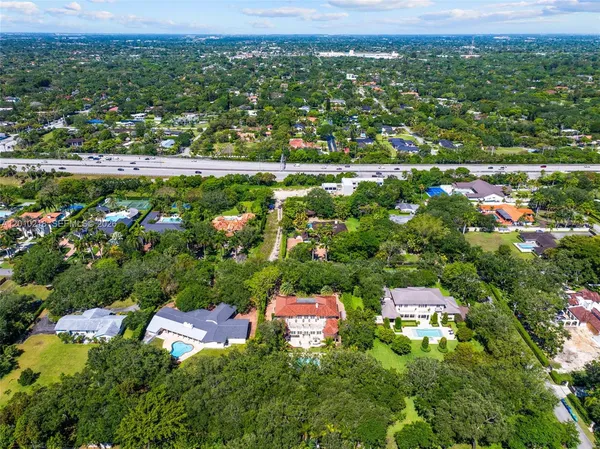 $22,000 | 6905 Southwest 75th Avenue, Miami, FL 33143