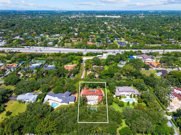 $22,000 | 6905 Southwest 75th Avenue, Miami, FL 33143