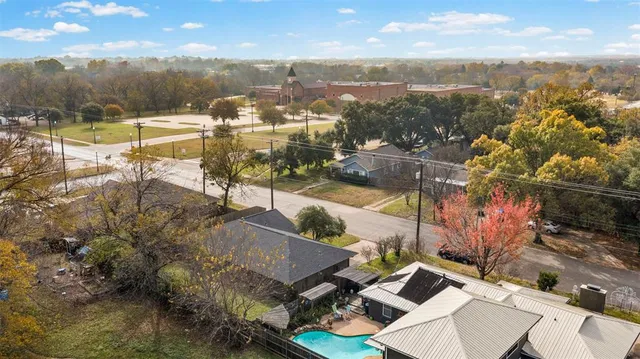 an aerial view of multiple house