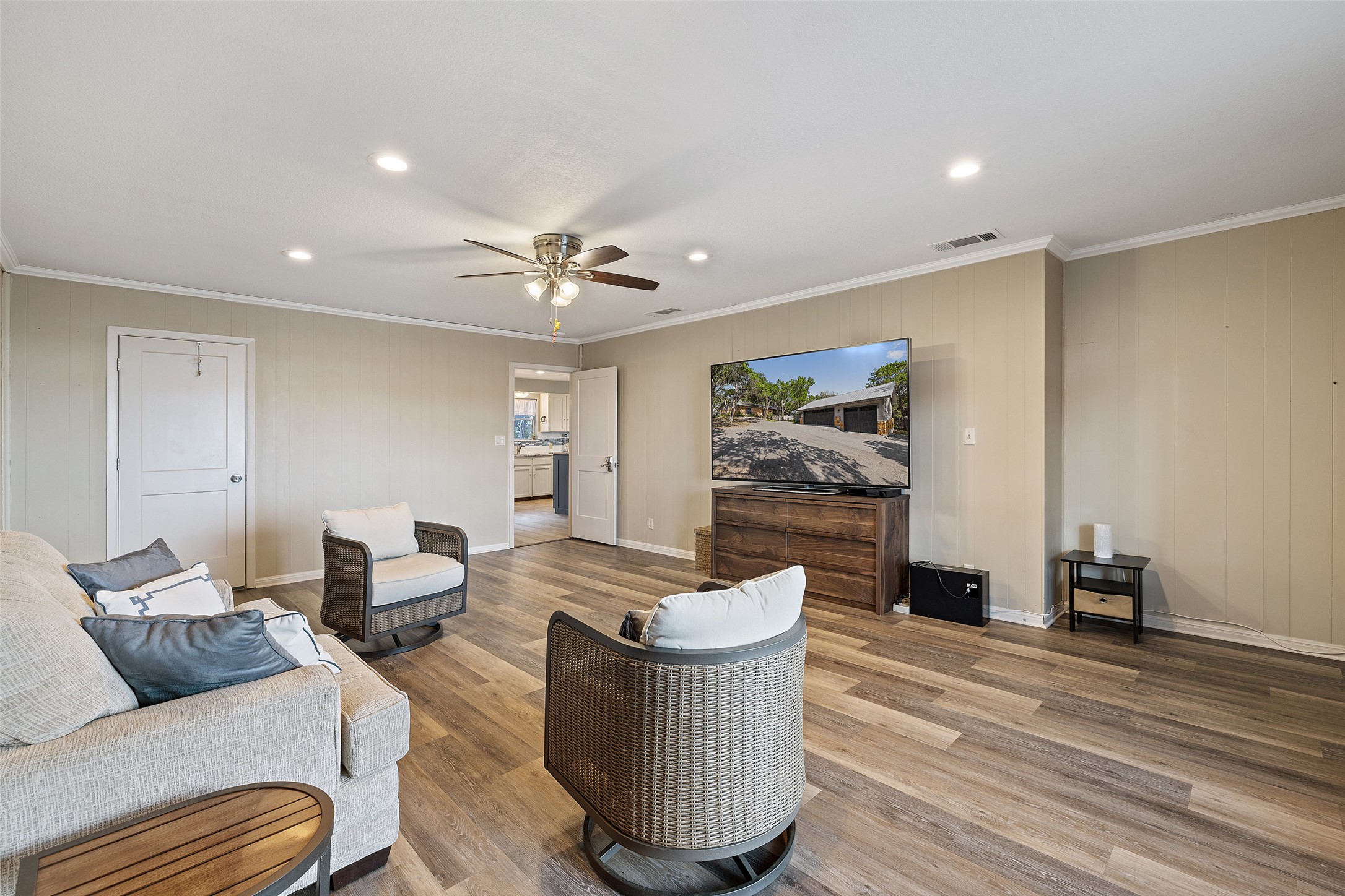 2918 Thurman Road Lago Vista, TX 78645 - Photo 18 of 29