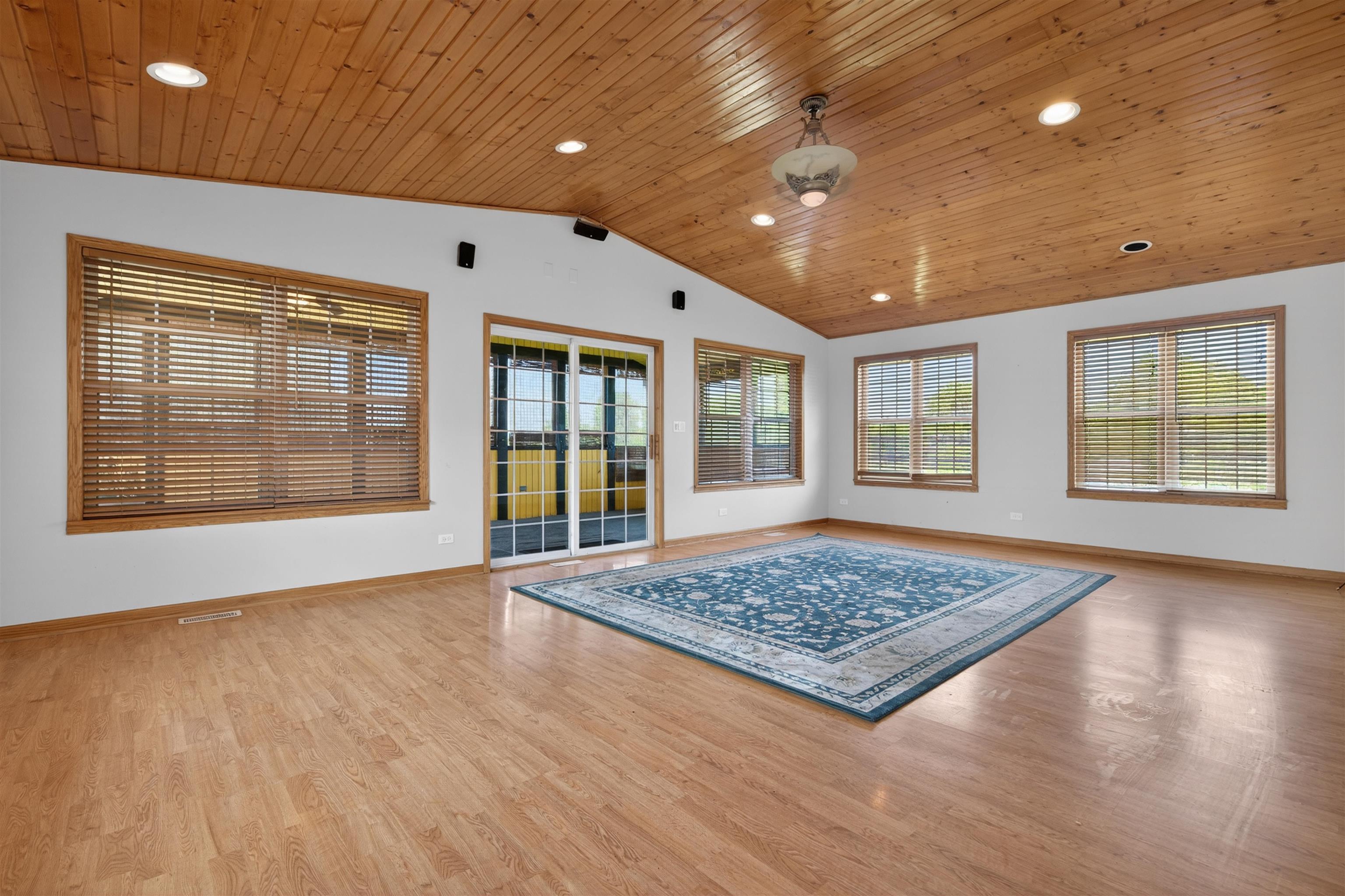 513 Pembroke Road Southwest Poplar Grove, IL 61065 - Photo 9 of 41
