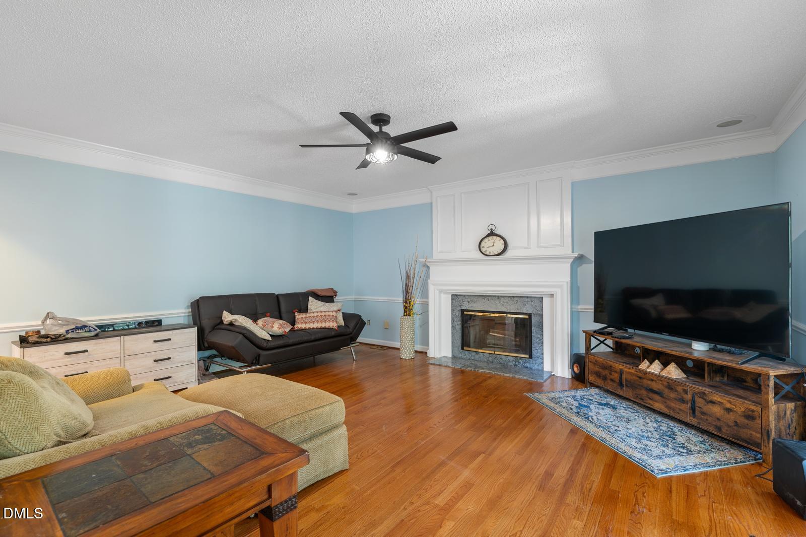 314 Hunters Crossing Cary, NC 27518 - Photo 3 of 23 C