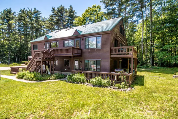 $279,900 | 1014 West Side Road, Unit 8, Conway, NH 03860