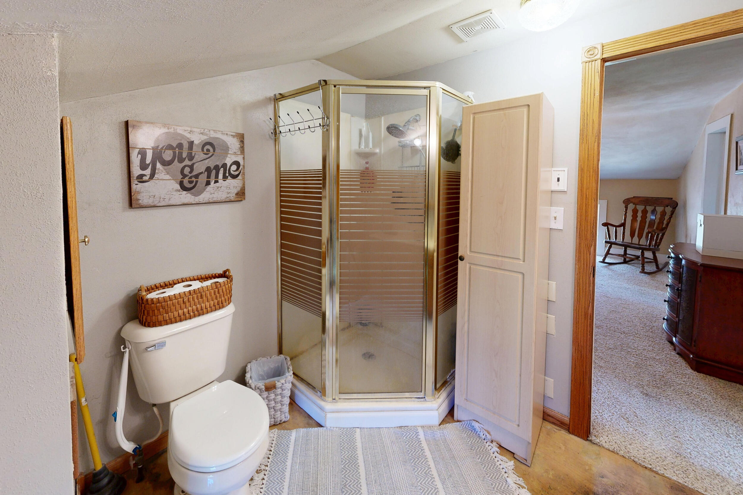 N2312 County Road Fort Atkinson, WI 53538 - Photo 20 of 46 Upstairs Bath