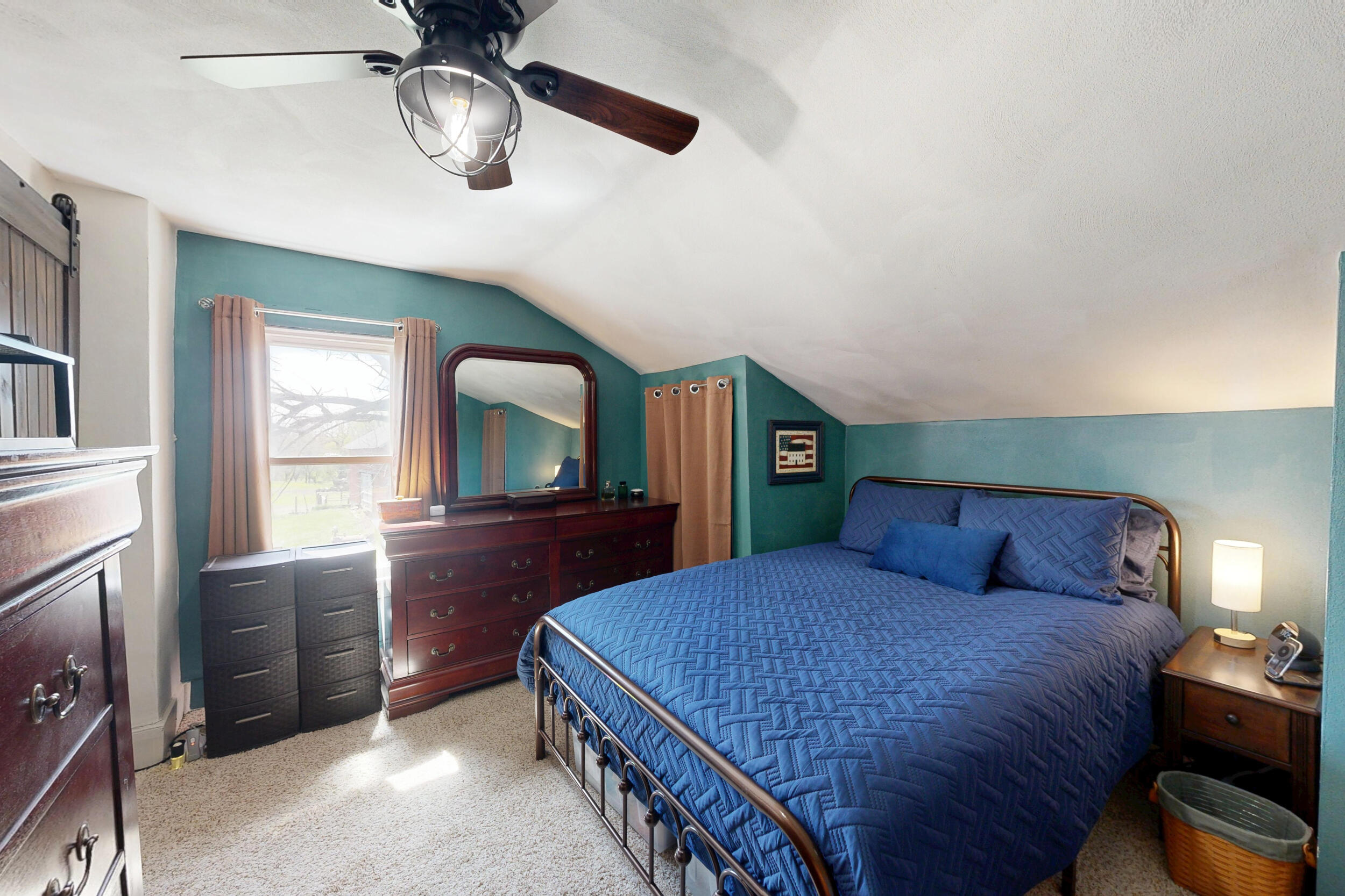 N2312 County Road Fort Atkinson, WI 53538 - Photo 21 of 46 Bedroom 2
