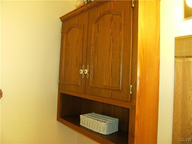 930 Cold Spring Road Allentown, PA 18103 - Photo 16 of 20 Gallery Image 16