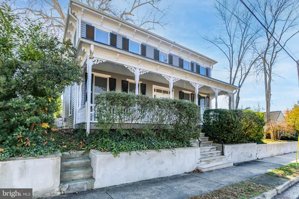 $899,000 | 724 William Street, Fredericksburg, VA 22401