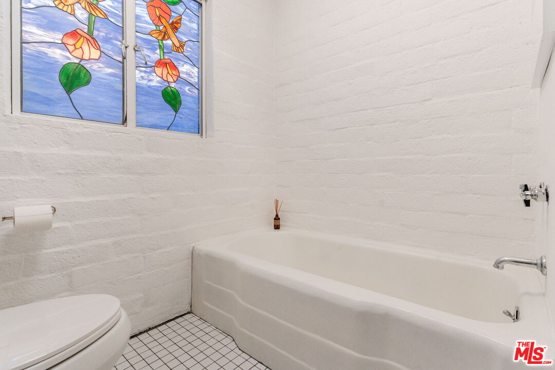 10514 Silverton Avenue Tujunga, CA 91042 - Photo 21 of 49