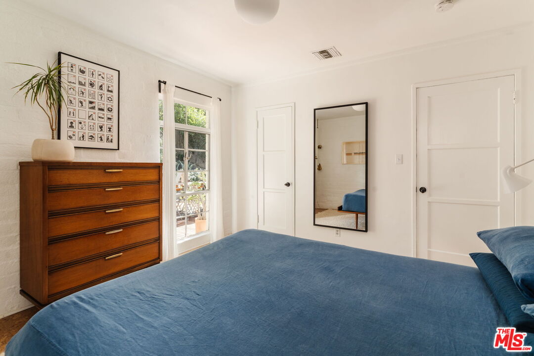 10514 Silverton Avenue Tujunga, CA 91042 - Photo 23 of 49