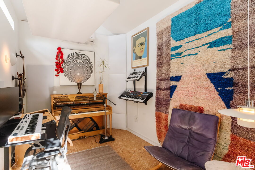 10514 Silverton Avenue Tujunga, CA 91042 - Photo 30 of 49