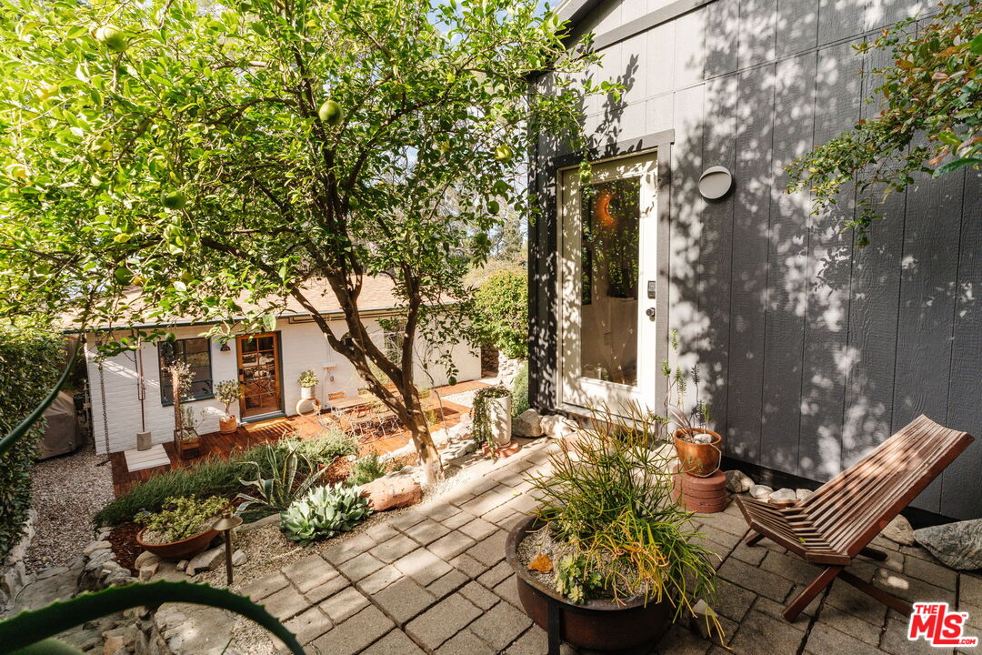 10514 Silverton Avenue Tujunga, CA 91042 - Photo 33 of 49