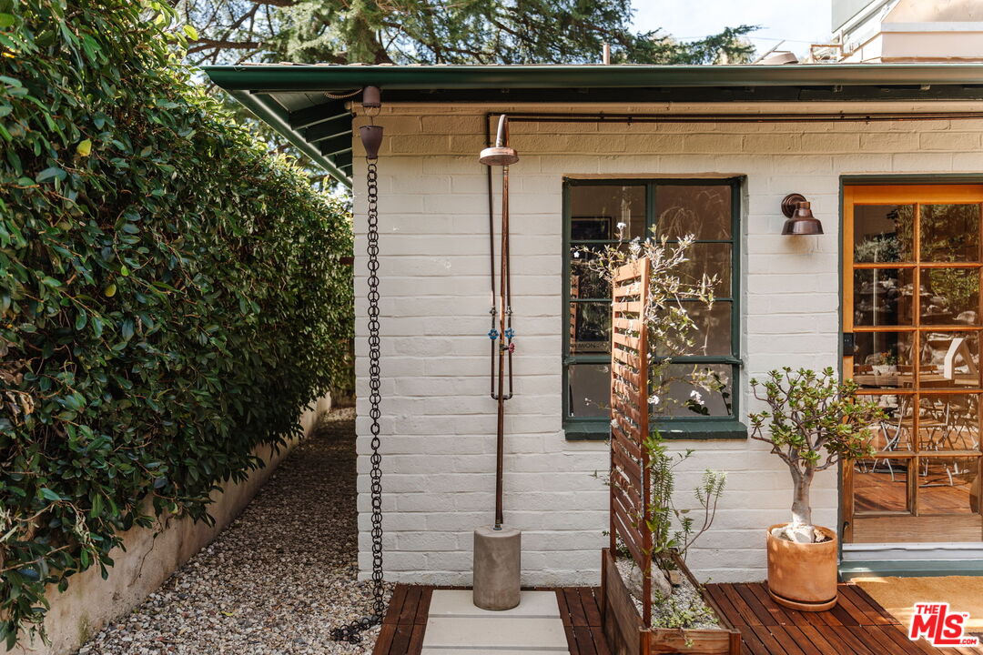 10514 Silverton Avenue Tujunga, CA 91042 - Photo 34 of 49