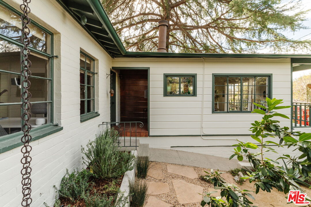 10514 Silverton Avenue Tujunga, CA 91042 - Photo 36 of 49