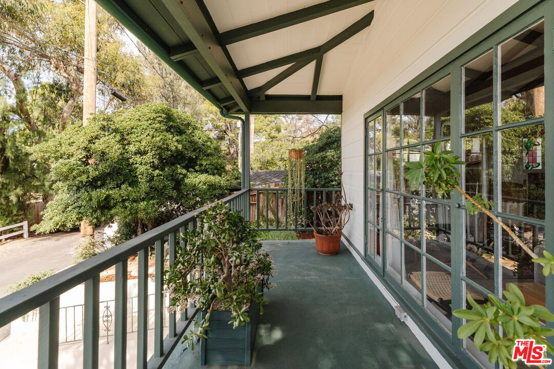 10514 Silverton Avenue Tujunga, CA 91042 - Photo 37 of 49