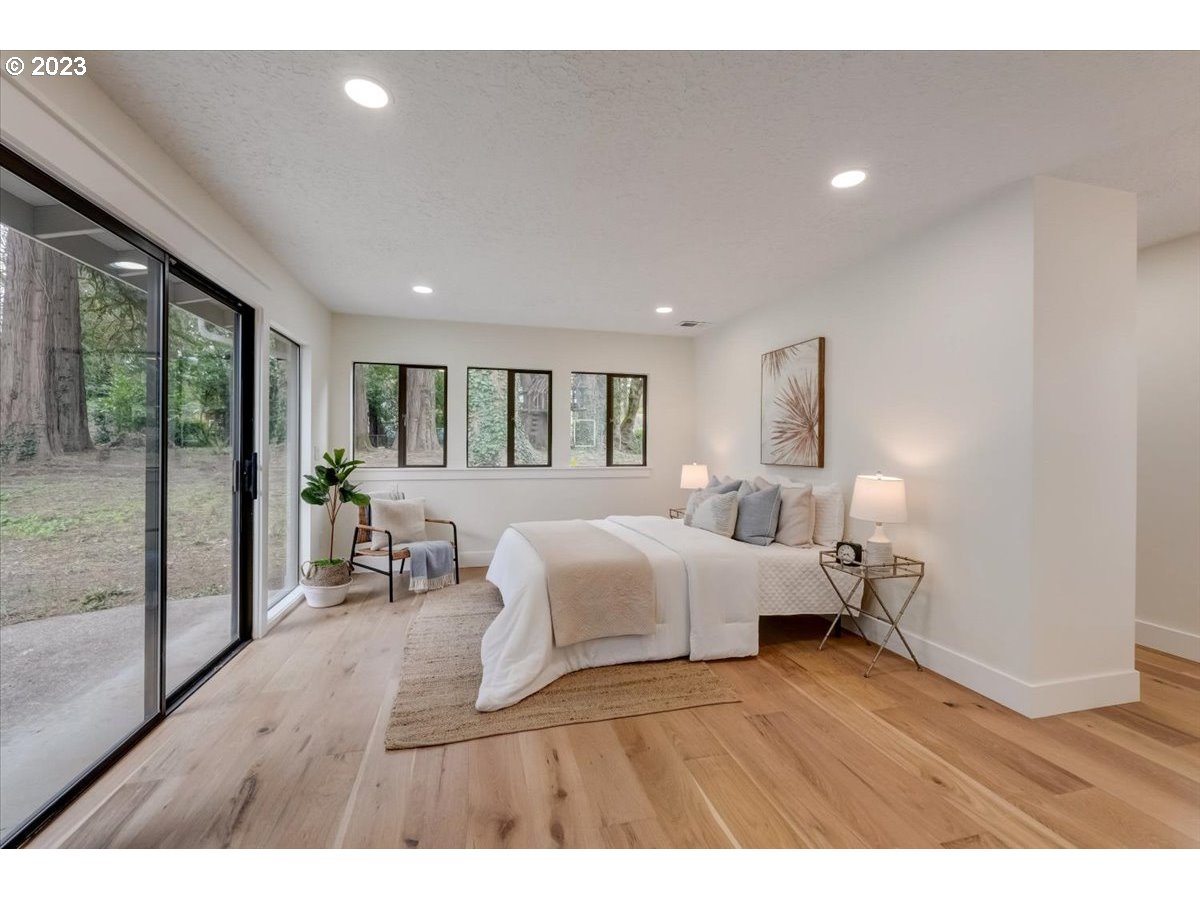 2017 Southwest Mossy Brae Road West Linn, OR 97068 - Photo 17 of 44 Gallery Image 17