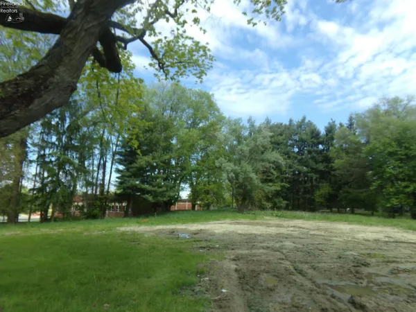 $29,000 | 2616 Highway 162, Willard, OH 44890