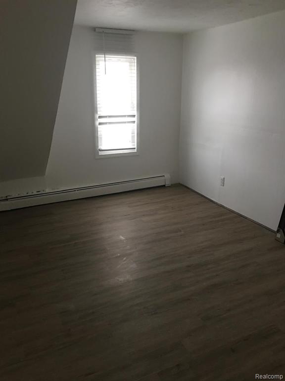 7037 Inkster Road Garden City, MI 48135 - Photo 16 of 24