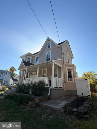 $440,000 | 121 West Park Avenue, Hamilton, NJ 08610