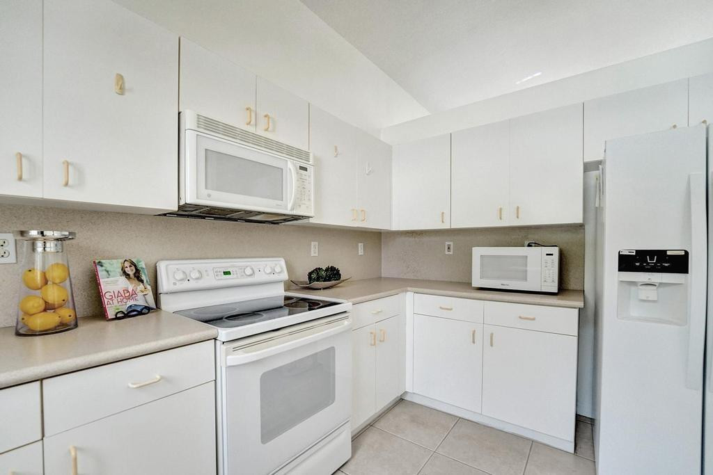 13175 Southwest 24th Street Miramar, FL 33027 - Photo 16 of 66 Photo 16
