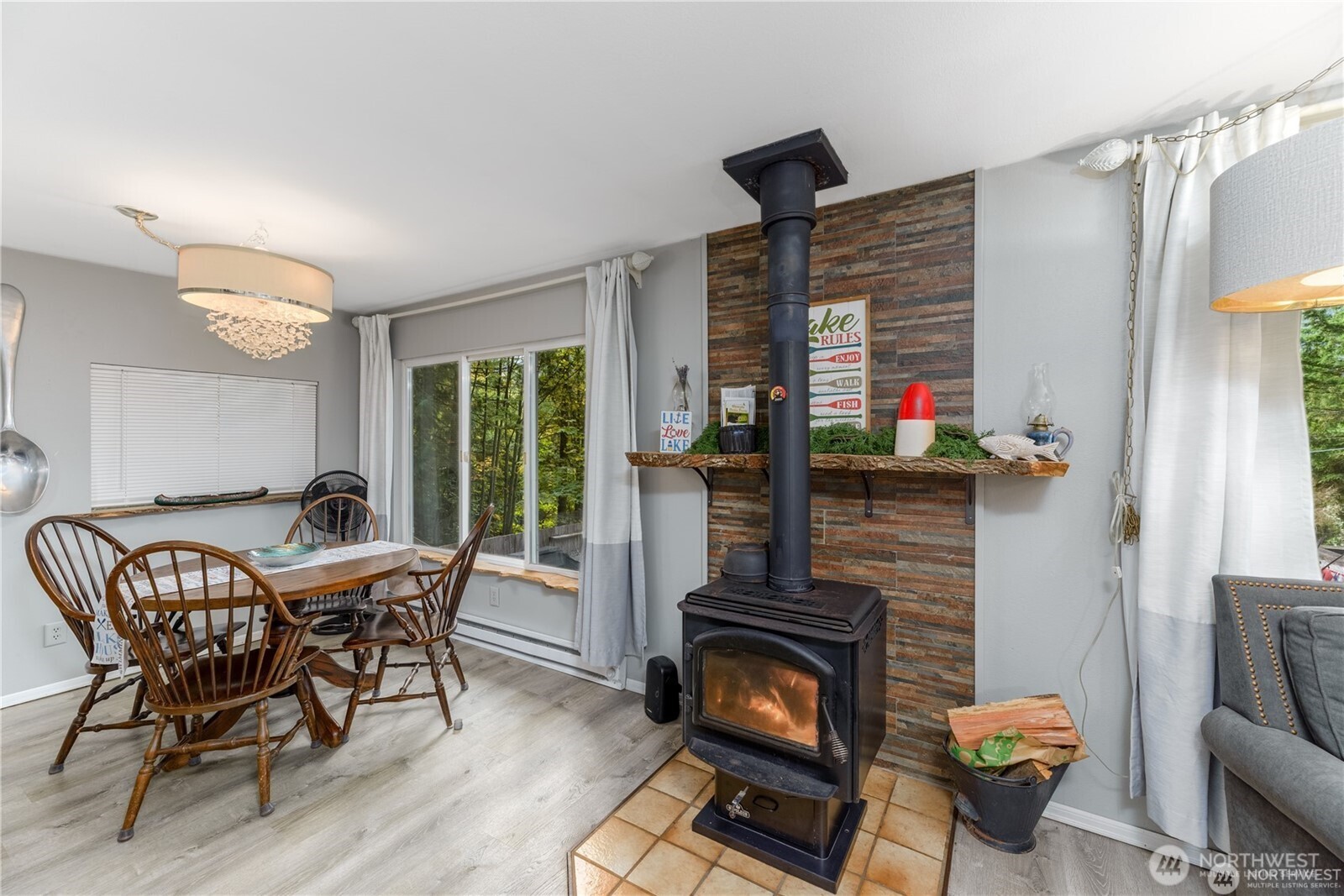 17 Thompson Point Road Port Angeles, WA 98363 - Photo 12 of 24