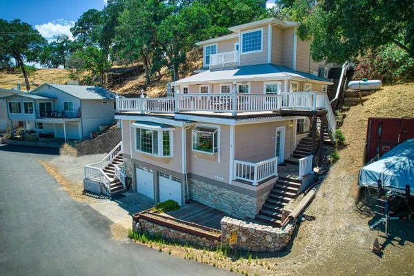 $689,000 | 3848 Mariposa Drive, Clearlake, CA 95422