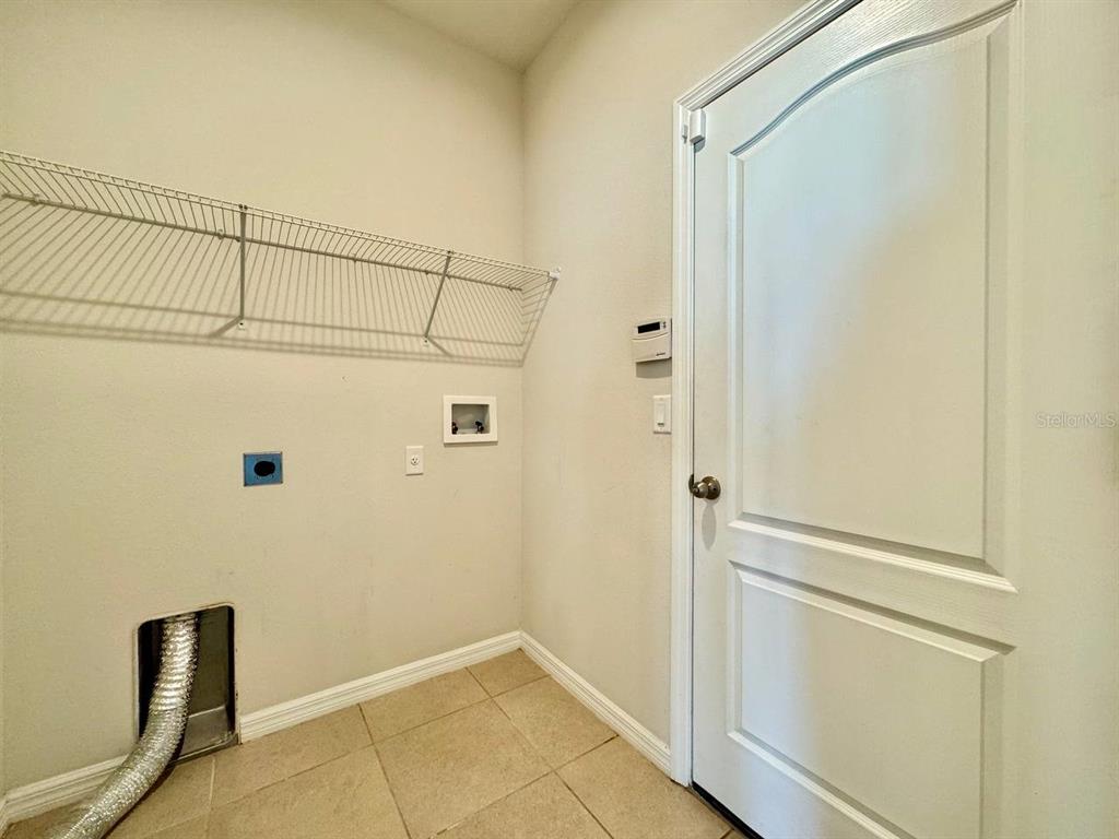 14138 Poke Ridge Drive Riverview, FL 33579 - Photo 11 of 38