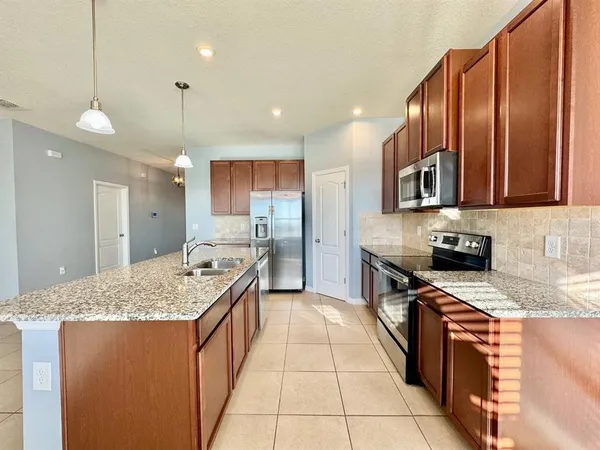 $2,200 | 14138 Poke Ridge Drive, Riverview, FL 33579