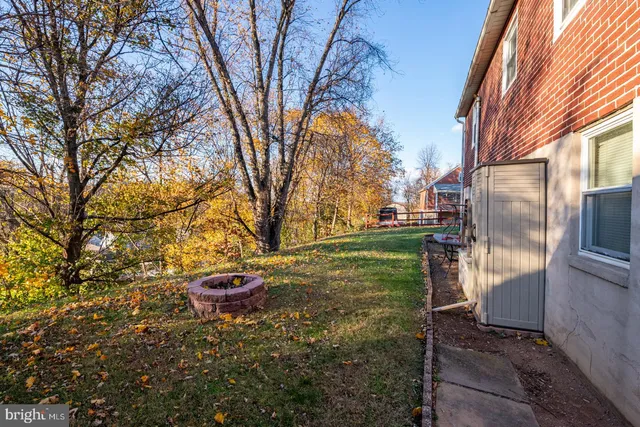 $274,900 | 42 Adams Street, Reading, PA 19608