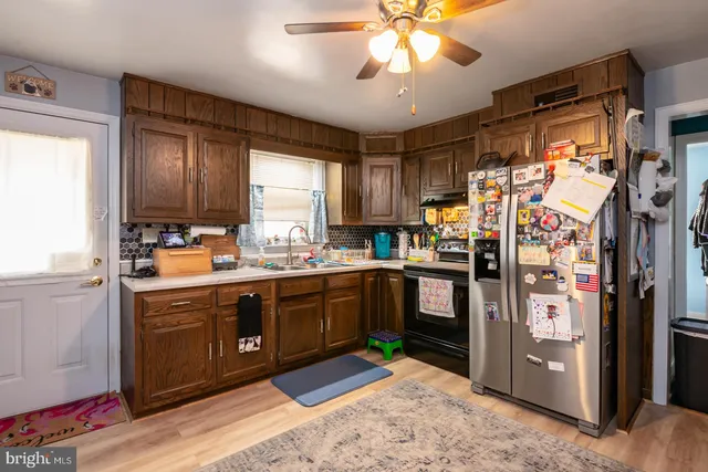 $274,900 | 42 Adams Street, Reading, PA 19608