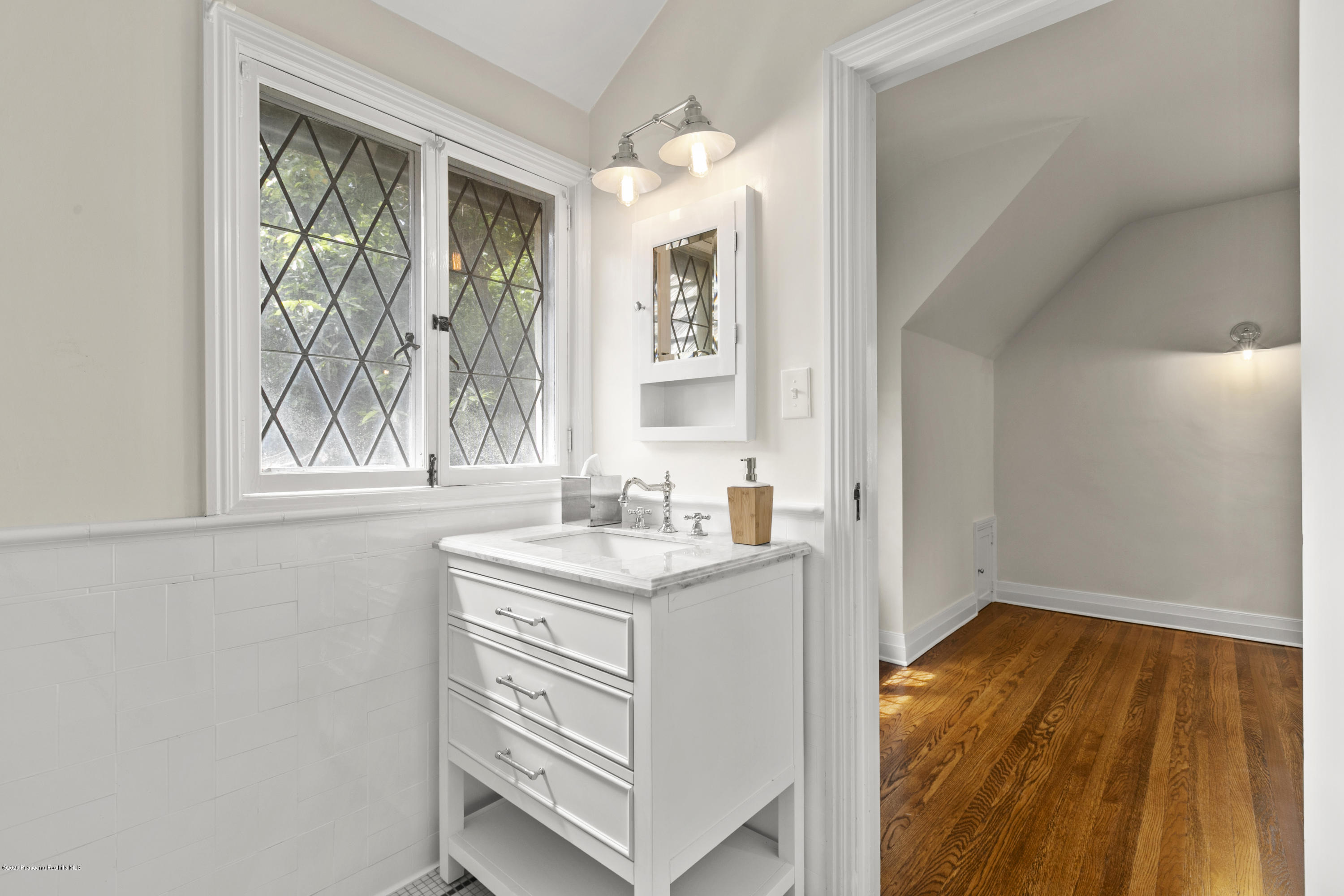 1701 East Altadena Drive Altadena, CA 91001 - Photo 24 of 36