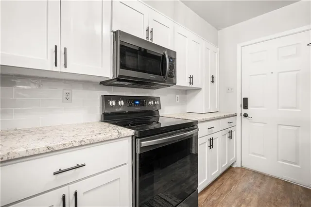 $179,900 | 528 Oakland Drive, Natchitoches, LA 71457