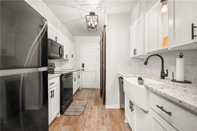 $179,900 | 528 Oakland Drive, Natchitoches, LA 71457