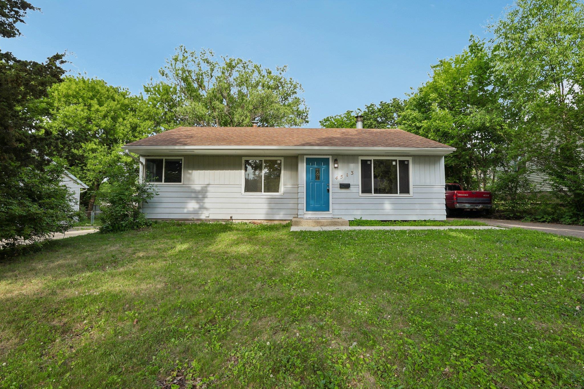 4513 Esch Lane Madison, WI 53704 - Photo 33 of 37