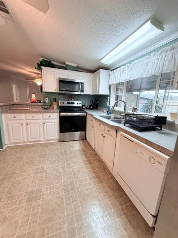 $345,000 | 4096 Southwest 9th Way, Okeechobee, FL 34974