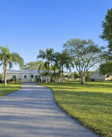 $345,000 | 4096 Southwest 9th Way, Okeechobee, FL 34974