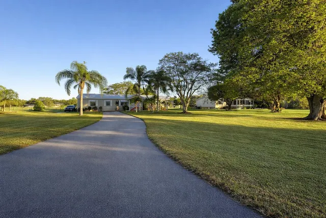 $345,000 | 4096 Southwest 9th Way, Okeechobee, FL 34974